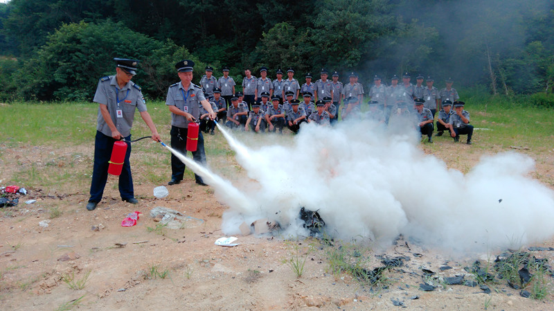 長沙紅光保安服務有限公司,長沙安保服務,長沙安全服務,長沙非武裝押運,勞務派遣服務 長沙紅光保安服務有限公司,長沙安保服務,長沙安全服務,長沙非武裝押運,勞務派遣服務