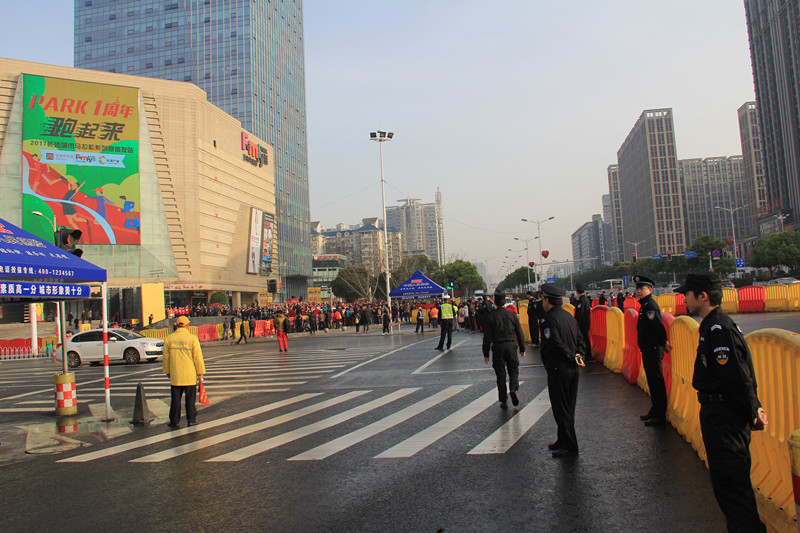 長沙紅光保安服務有限公司,長沙安保服務,長沙安全服務,長沙非武裝押運,勞務派遣服務 長沙紅光保安服務有限公司,長沙安保服務,長沙安全服務,長沙非武裝押運,勞務派遣服務