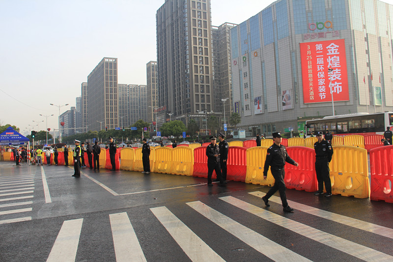 長沙紅光保安服務有限公司,長沙安保服務,長沙安全服務,長沙非武裝押運,勞務派遣服務 長沙紅光保安服務有限公司,長沙安保服務,長沙安全服務,長沙非武裝押運,勞務派遣服務