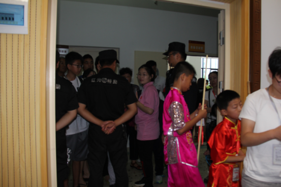 長(zhǎng)沙紅光保安服務(wù)有限公司,長(zhǎng)沙安保服務(wù),長(zhǎng)沙安全服務(wù),長(zhǎng)沙非武裝押運(yùn),勞務(wù)派遣服務(wù) 長(zhǎng)沙紅光保安服務(wù)有限公司,長(zhǎng)沙安保服務(wù),長(zhǎng)沙安全服務(wù),長(zhǎng)沙非武裝押運(yùn),勞務(wù)派遣服務(wù)