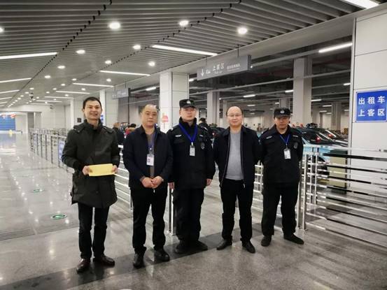 長沙紅光保安服務(wù)有限公司,長沙安保服務(wù),長沙安全服務(wù),長沙非武裝押運(yùn),勞務(wù)派遣服務(wù) 長沙紅光保安服務(wù)有限公司,長沙安保服務(wù),長沙安全服務(wù),長沙非武裝押運(yùn),勞務(wù)派遣服務(wù)