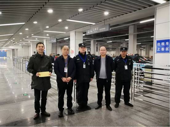 長沙紅光保安服務(wù)有限公司,長沙安保服務(wù),長沙安全服務(wù),長沙非武裝押運(yùn),勞務(wù)派遣服務(wù) 長沙紅光保安服務(wù)有限公司,長沙安保服務(wù),長沙安全服務(wù),長沙非武裝押運(yùn),勞務(wù)派遣服務(wù)