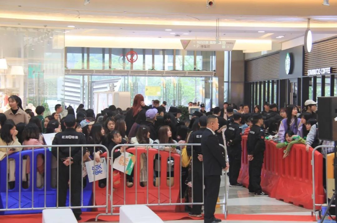 長沙紅光保安服務有限公司,長沙安保服務,長沙安全服務,長沙非武裝押運,勞務派遣服務 長沙紅光保安服務有限公司,長沙安保服務,長沙安全服務,長沙非武裝押運,勞務派遣服務