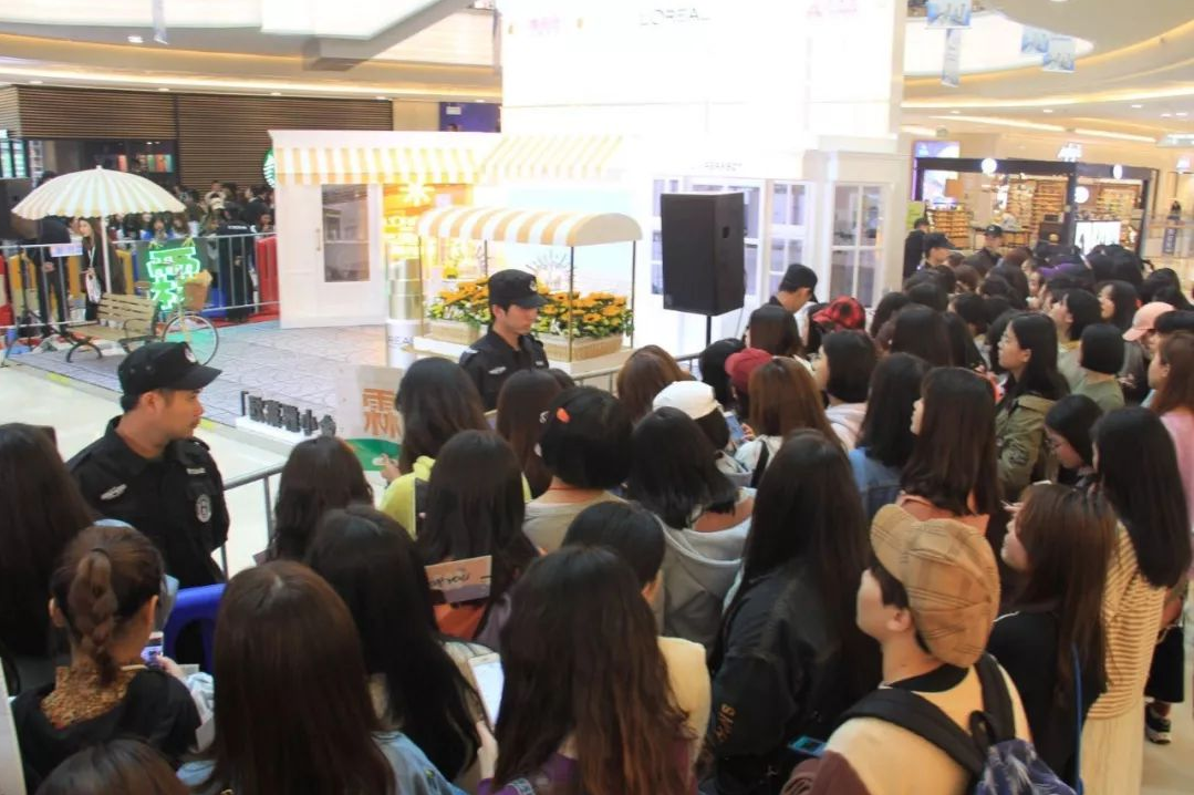 長沙紅光保安服務有限公司,長沙安保服務,長沙安全服務,長沙非武裝押運,勞務派遣服務 長沙紅光保安服務有限公司,長沙安保服務,長沙安全服務,長沙非武裝押運,勞務派遣服務