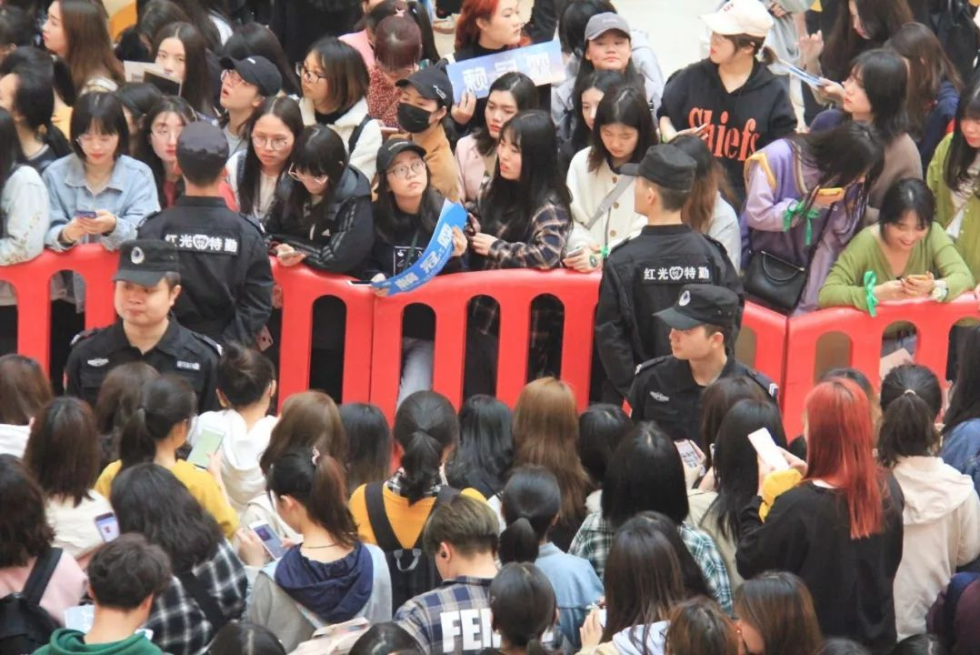 長沙紅光保安服務有限公司,長沙安保服務,長沙安全服務,長沙非武裝押運,勞務派遣服務 長沙紅光保安服務有限公司,長沙安保服務,長沙安全服務,長沙非武裝押運,勞務派遣服務