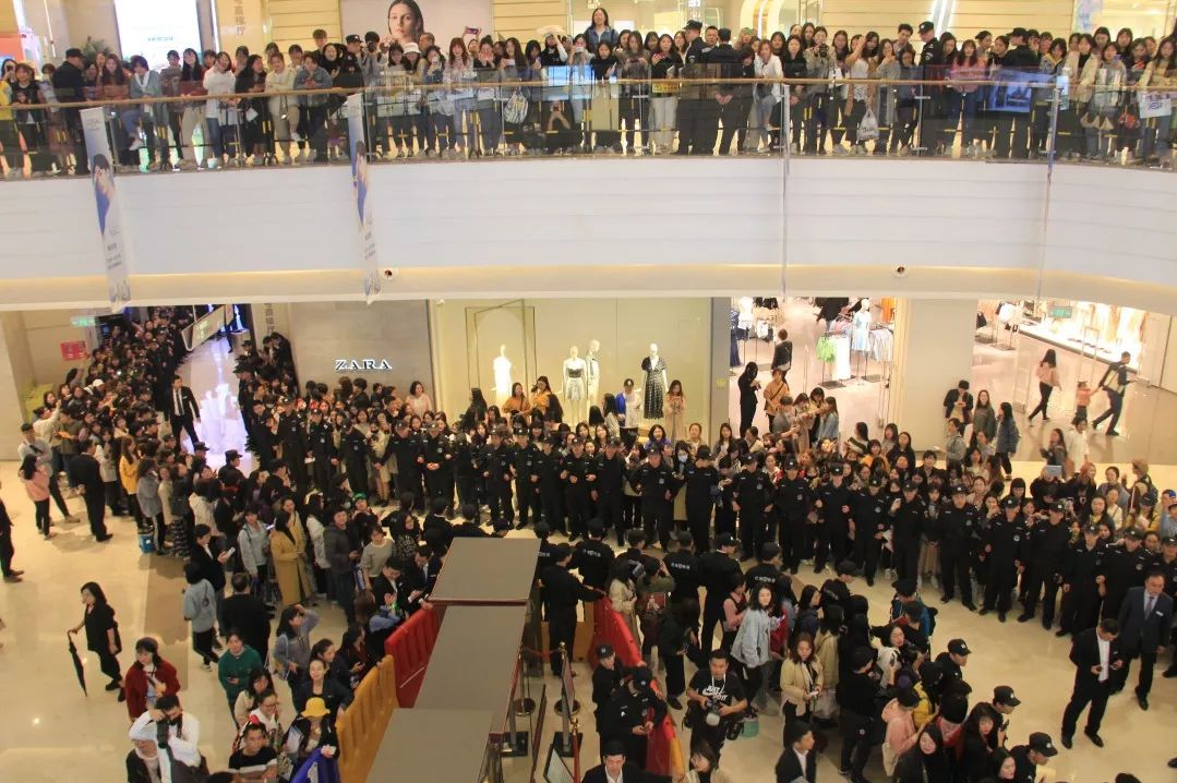 長沙紅光保安服務有限公司,長沙安保服務,長沙安全服務,長沙非武裝押運,勞務派遣服務 長沙紅光保安服務有限公司,長沙安保服務,長沙安全服務,長沙非武裝押運,勞務派遣服務