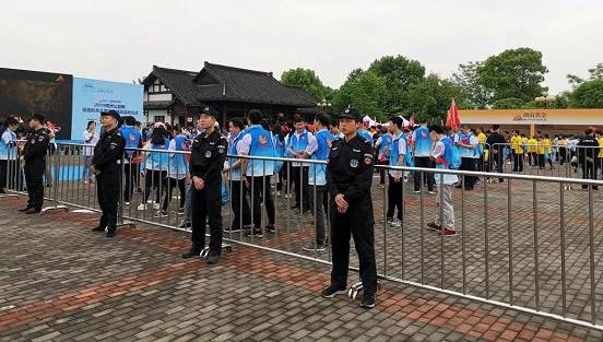 長沙紅光保安服務(wù)有限公司,長沙安保服務(wù),長沙安全服務(wù),長沙非武裝押運,勞務(wù)派遣服務(wù) 長沙紅光保安服務(wù)有限公司,長沙安保服務(wù),長沙安全服務(wù),長沙非武裝押運,勞務(wù)派遣服務(wù)