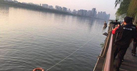 長沙紅光保安服務(wù)有限公司,長沙安保服務(wù),長沙安全服務(wù),長沙非武裝押運,勞務(wù)派遣服務(wù) 長沙紅光保安服務(wù)有限公司,長沙安保服務(wù),長沙安全服務(wù),長沙非武裝押運,勞務(wù)派遣服務(wù)