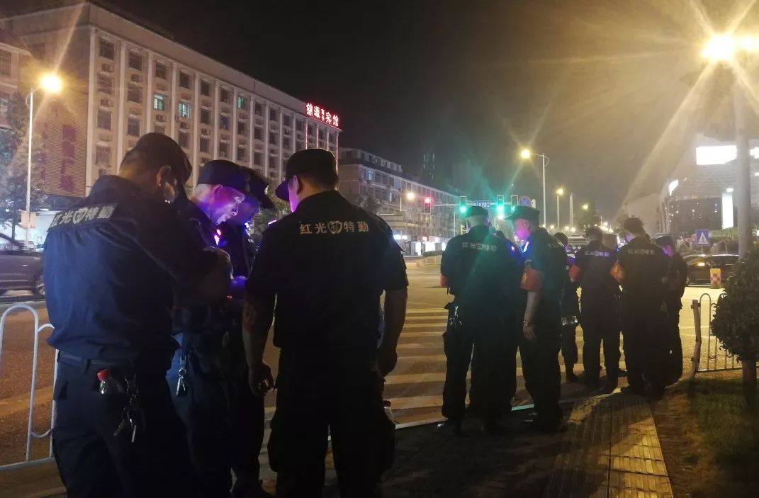 長沙紅光保安服務(wù)有限公司,長沙安保服務(wù),長沙安全服務(wù),長沙非武裝押運,勞務(wù)派遣服務(wù) 長沙紅光保安服務(wù)有限公司,長沙安保服務(wù),長沙安全服務(wù),長沙非武裝押運,勞務(wù)派遣服務(wù)