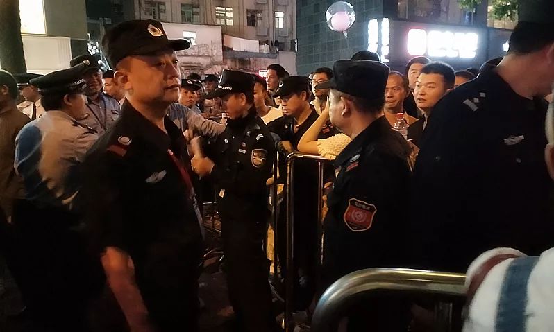 長沙紅光保安服務(wù)有限公司,長沙安保服務(wù),長沙安全服務(wù),長沙非武裝押運,勞務(wù)派遣服務(wù) 長沙紅光保安服務(wù)有限公司,長沙安保服務(wù),長沙安全服務(wù),長沙非武裝押運,勞務(wù)派遣服務(wù)