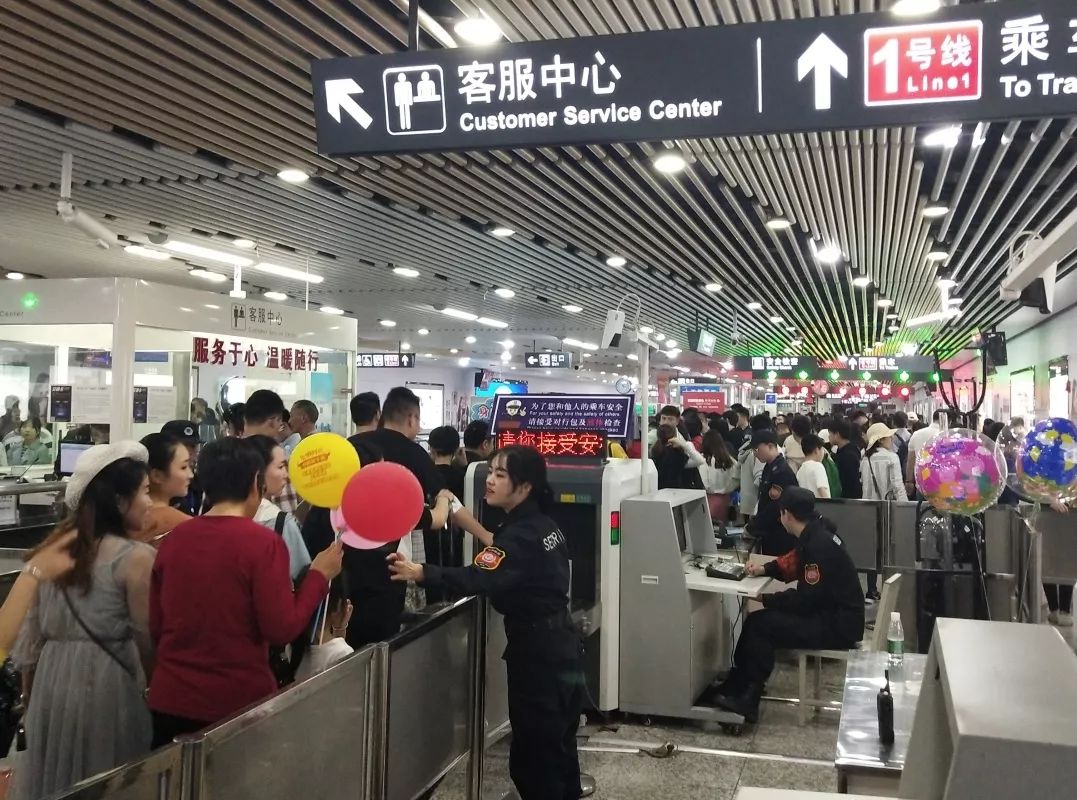 長沙紅光保安服務(wù)有限公司,長沙安保服務(wù),長沙安全服務(wù),長沙非武裝押運,勞務(wù)派遣服務(wù) 長沙紅光保安服務(wù)有限公司,長沙安保服務(wù),長沙安全服務(wù),長沙非武裝押運,勞務(wù)派遣服務(wù)