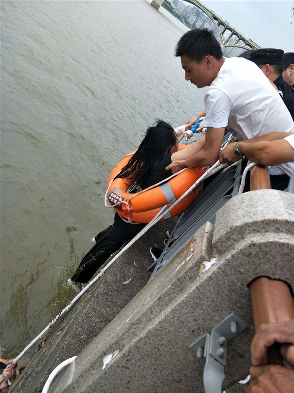 長沙紅光保安服務有限公司,長沙安保服務,長沙安全服務,長沙非武裝押運,勞務派遣服務 長沙紅光保安服務有限公司,長沙安保服務,長沙安全服務,長沙非武裝押運,勞務派遣服務