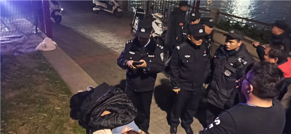 長沙紅光保安服務有限公司,長沙安保服務,長沙安全服務,長沙非武裝押運,勞務派遣服務 長沙紅光保安服務有限公司,長沙安保服務,長沙安全服務,長沙非武裝押運,勞務派遣服務