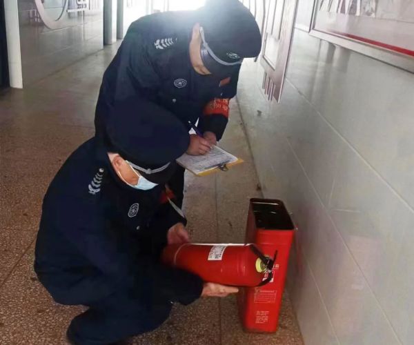 長(zhǎng)沙紅光保安服務(wù)有限公司,長(zhǎng)沙安保服務(wù),長(zhǎng)沙安全服務(wù),長(zhǎng)沙非武裝押運(yùn),勞務(wù)派遣服務(wù) 長(zhǎng)沙紅光保安服務(wù)有限公司,長(zhǎng)沙安保服務(wù),長(zhǎng)沙安全服務(wù),長(zhǎng)沙非武裝押運(yùn),勞務(wù)派遣服務(wù)