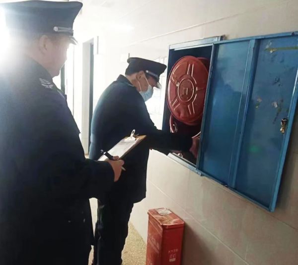 長(zhǎng)沙紅光保安服務(wù)有限公司,長(zhǎng)沙安保服務(wù),長(zhǎng)沙安全服務(wù),長(zhǎng)沙非武裝押運(yùn),勞務(wù)派遣服務(wù) 長(zhǎng)沙紅光保安服務(wù)有限公司,長(zhǎng)沙安保服務(wù),長(zhǎng)沙安全服務(wù),長(zhǎng)沙非武裝押運(yùn),勞務(wù)派遣服務(wù)