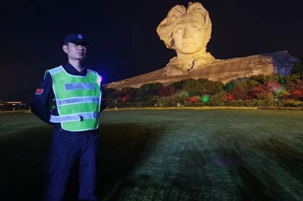 長沙紅光保安服務有限公司,長沙安保服務,長沙安全服務,長沙非武裝押運,勞務派遣服務 長沙紅光保安服務有限公司,長沙安保服務,長沙安全服務,長沙非武裝押運,勞務派遣服務