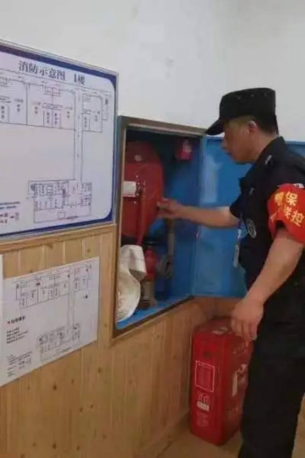 長沙紅光保安服務有限公司,長沙安保服務,長沙安全服務,長沙非武裝押運,勞務派遣服務 長沙紅光保安服務有限公司,長沙安保服務,長沙安全服務,長沙非武裝押運,勞務派遣服務