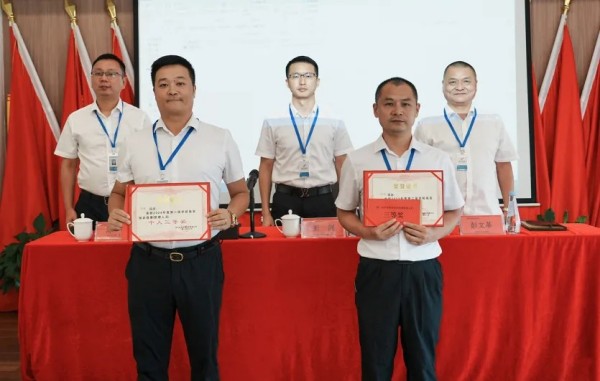 長沙紅光保安服務(wù)有限公司,長沙安保服務(wù),長沙安全服務(wù),長沙非武裝押運(yùn),勞務(wù)派遣服務(wù) 長沙紅光保安服務(wù)有限公司,長沙安保服務(wù),長沙安全服務(wù),長沙非武裝押運(yùn),勞務(wù)派遣服務(wù)