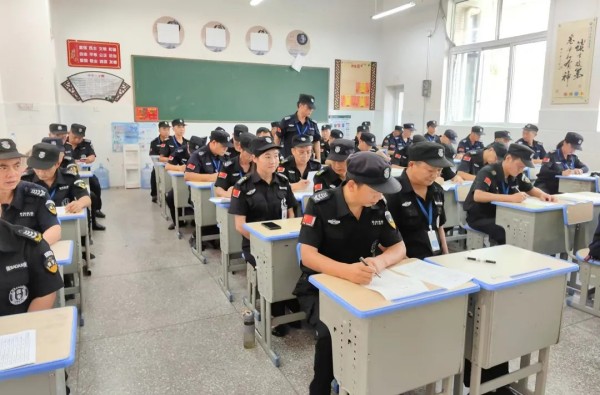 長沙紅光保安服務(wù)有限公司,長沙安保服務(wù),長沙安全服務(wù),長沙非武裝押運,勞務(wù)派遣服務(wù) 長沙紅光保安服務(wù)有限公司,長沙安保服務(wù),長沙安全服務(wù),長沙非武裝押運,勞務(wù)派遣服務(wù)