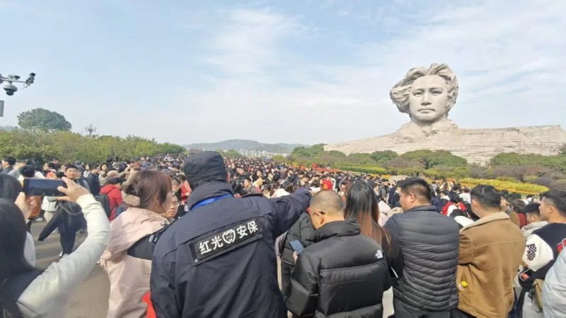 長沙紅光保安服務(wù)有限公司,長沙安保服務(wù),長沙安全服務(wù),長沙非武裝押運,勞務(wù)派遣服務(wù) 長沙紅光保安服務(wù)有限公司,長沙安保服務(wù),長沙安全服務(wù),長沙非武裝押運,勞務(wù)派遣服務(wù)