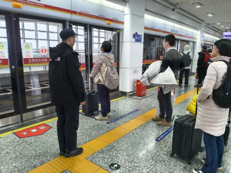 長沙紅光保安服務(wù)有限公司,長沙安保服務(wù),長沙安全服務(wù),長沙非武裝押運,勞務(wù)派遣服務(wù) 長沙紅光保安服務(wù)有限公司,長沙安保服務(wù),長沙安全服務(wù),長沙非武裝押運,勞務(wù)派遣服務(wù)