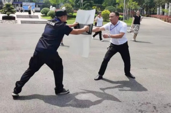 長沙紅光保安服務(wù)有限公司,長沙安保服務(wù),長沙安全服務(wù),長沙非武裝押運,勞務(wù)派遣服務(wù) 長沙紅光保安服務(wù)有限公司,長沙安保服務(wù),長沙安全服務(wù),長沙非武裝押運,勞務(wù)派遣服務(wù)