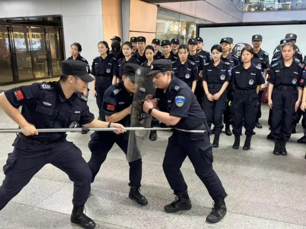 長沙紅光保安服務(wù)有限公司,長沙安保服務(wù),長沙安全服務(wù),長沙非武裝押運,勞務(wù)派遣服務(wù) 長沙紅光保安服務(wù)有限公司,長沙安保服務(wù),長沙安全服務(wù),長沙非武裝押運,勞務(wù)派遣服務(wù)